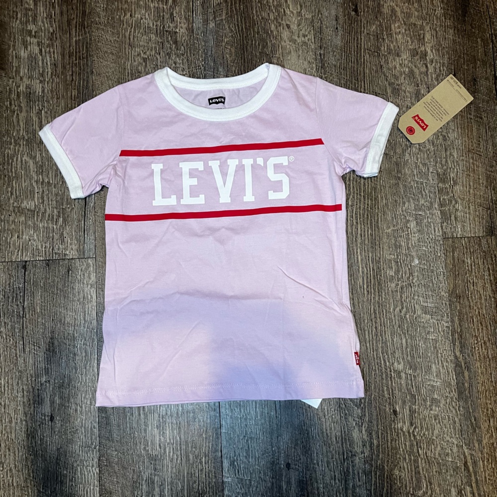 Levi's Pink T-Shirt Size‎ 6 M